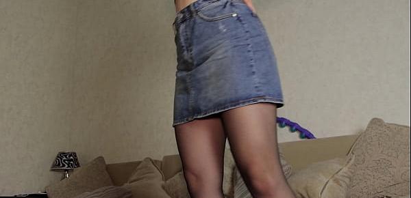  Teen in Pantyhose Handjob in her panties - cum panties